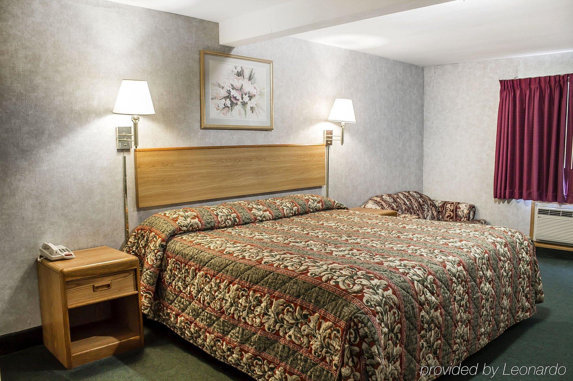 Rodeway Inn Moosic - Scranton Esterno foto